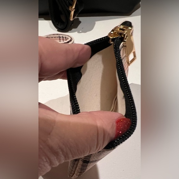 Elim & Paul Bag!  NWOT Crossbody with 2 Adjustable Straps and Coin Purse - Picture 3 of 7